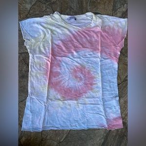 Olivaceous tie dye t shirt